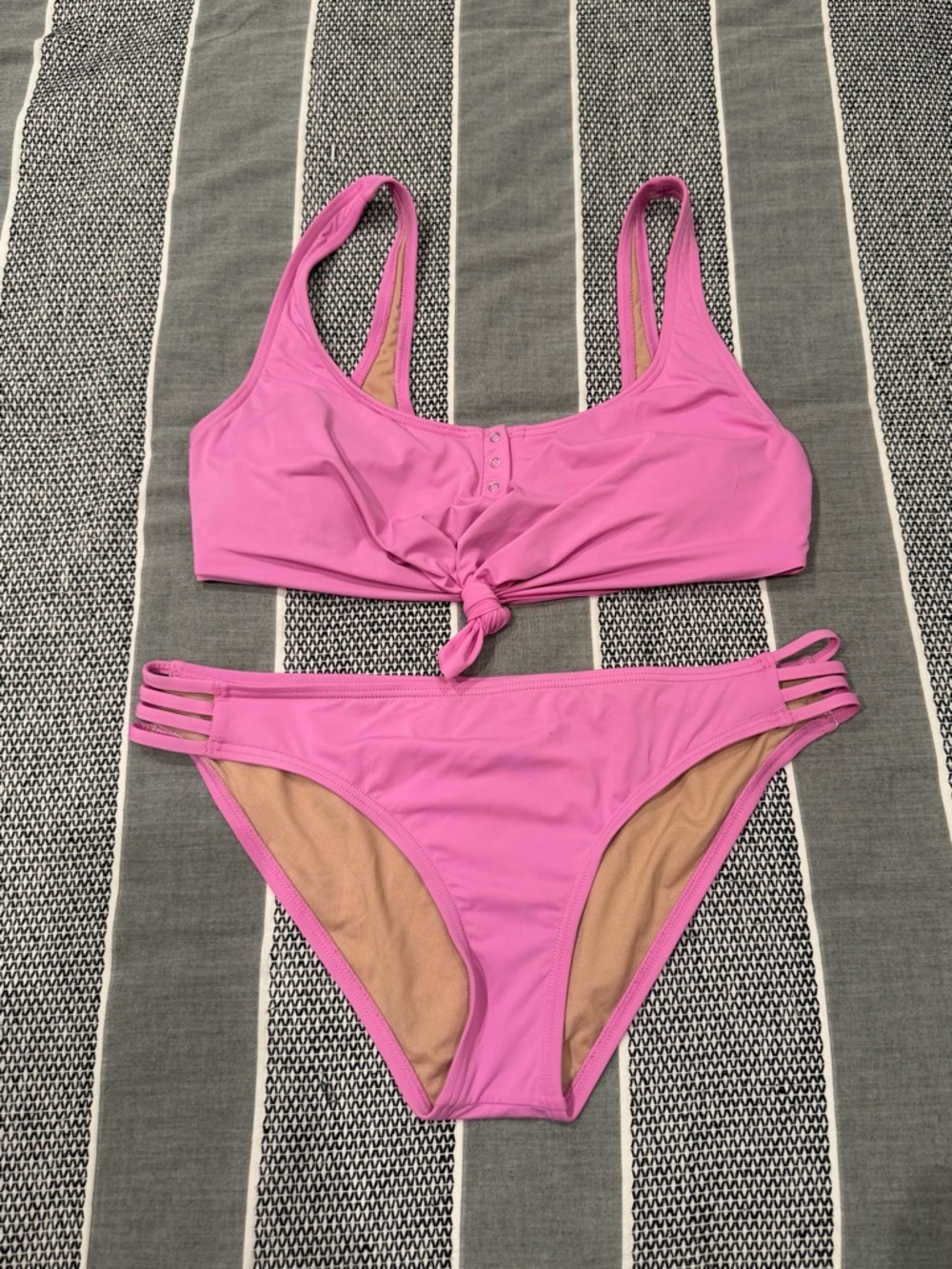 VYB Nordstrom Pink Two-Piece Tie-Front Bikini top M , Bottoms L